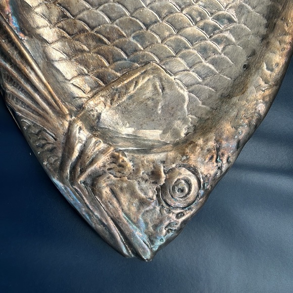 Reed and Barton 100 silver plate fish platter - Picture 2 of 6